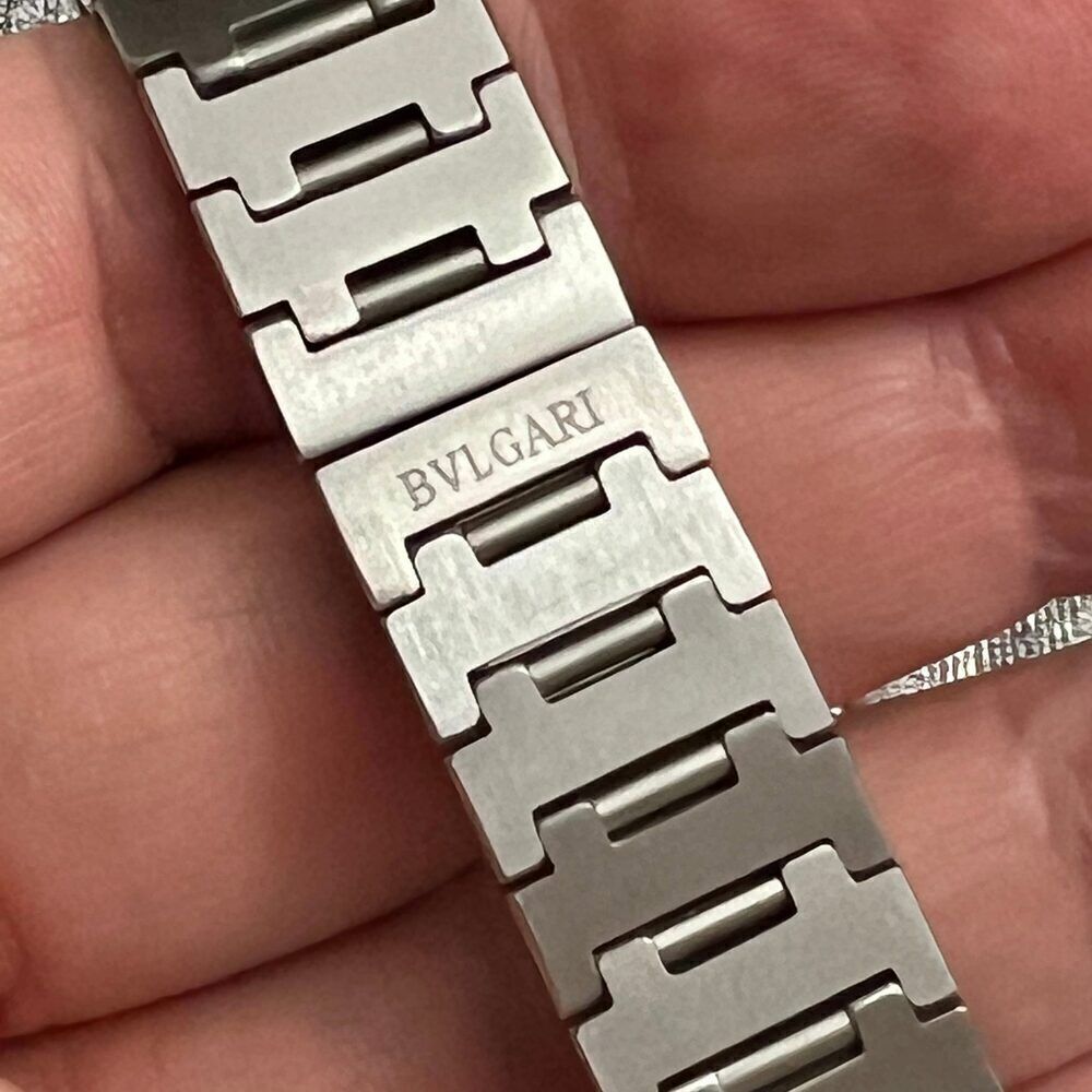 Bvlgari Estate Sapphire Crystal Quartz Watch Stainless Steel 38 mm B12 - Picture 2 of 5